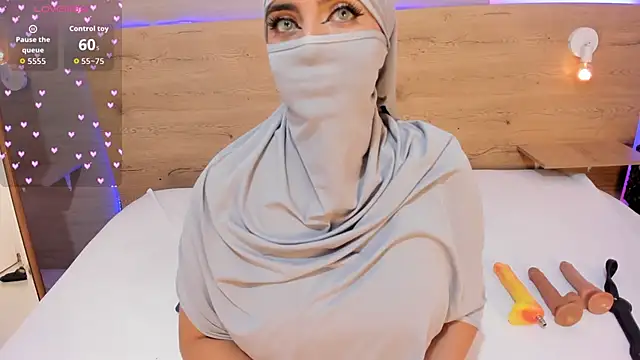 Jasmin hamdan online show from September 26, 8:49 pm
