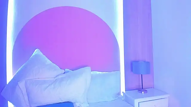 Jasmin hamdan online show from March 5, 8:05 pm