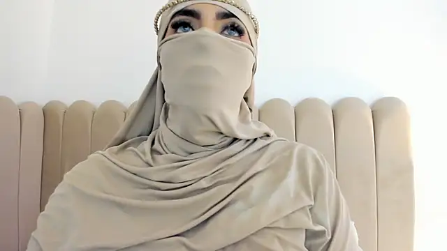 Jasmin hamdan online show from October 24, 6:40 pm