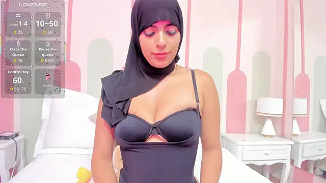 Jasmin hamdan online show from April 18, 8:20 pm