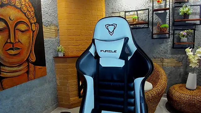 VenusBlazer online show from November 2, 11:15 am