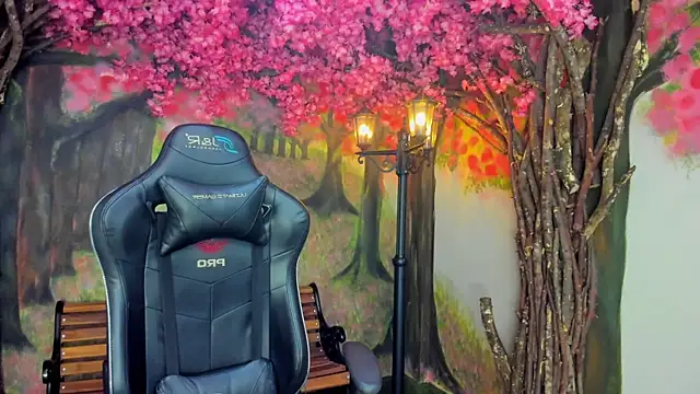 VenusBlazer online show from November 27, 11:21 am