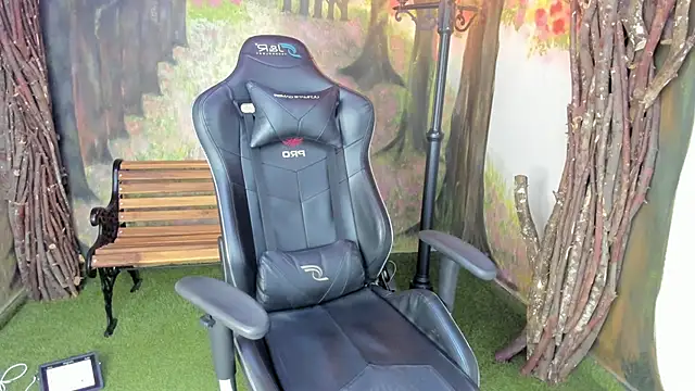 VenusBlazer online show from December 2, 11:23 am