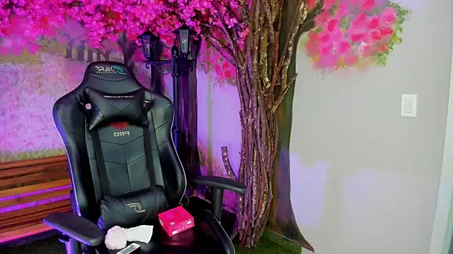 VenusBlazer online show from November 30, 11:22 am