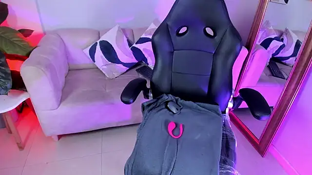 marie bass online show from March 4, 12:24 pm