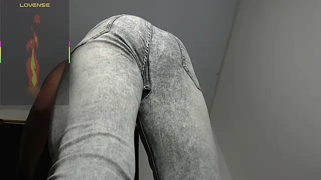 Black penis25 online show from October 17, 3:43 am