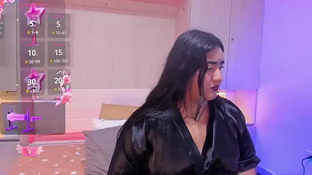 LilyWhitney online show from November 19, 4:01 am