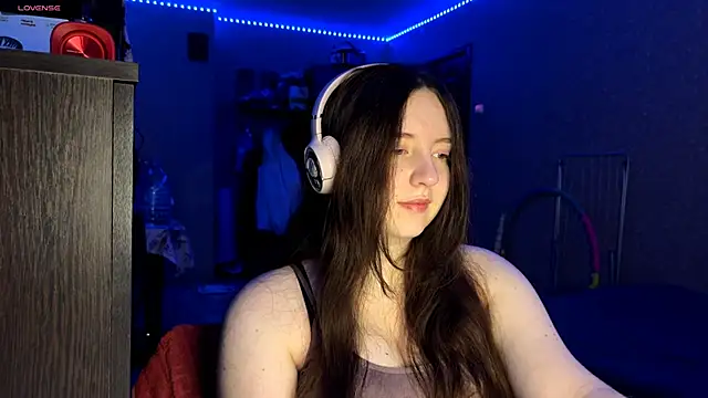 LauretteRagar online show from November 17, 6:12 pm