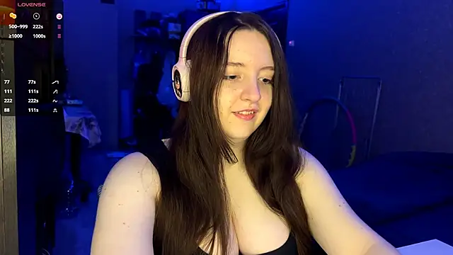 LauretteRagar online show from October 29, 5:23 pm