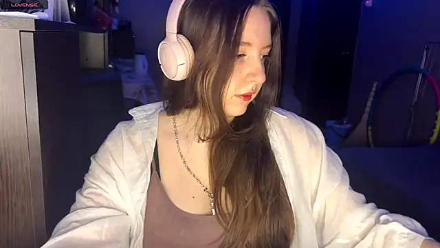 LauretteRagar online show from November 24, 6:19 pm