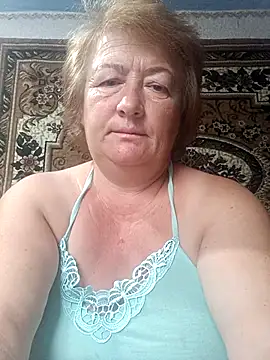 Snapshot of NikaLove49011 chatting on September 12, 6:35 am NikaLove49011 online show from September 12, 6:35 am