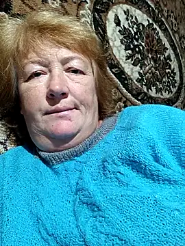 Snapshot of NikaLove49011 chatting on October 5, 3:58 pm NikaLove49011 online show from October 5, 3:58 pm