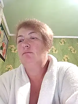 Snapshot of NikaLove49011 chatting on November 4, 7:50 pm NikaLove49011 online show from November 4, 7:50 pm