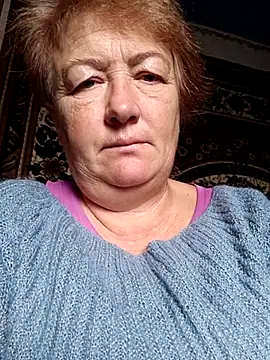 Snapshot of NikaLove49011 chatting on November 16, 9:25 am NikaLove49011 online show from November 16, 9:25 am