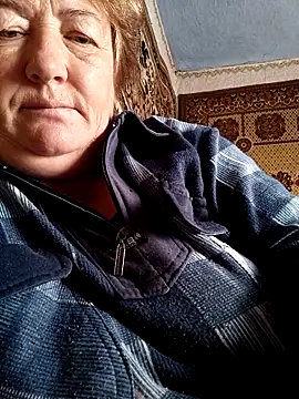 Snapshot of NikaLove49011 chatting on November 12, 8:40 am NikaLove49011 online show from November 12, 8:40 am