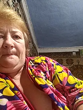 Snapshot of NikaLove49011 chatting on October 8, 5:31 am NikaLove49011 online show from October 8, 5:31 am