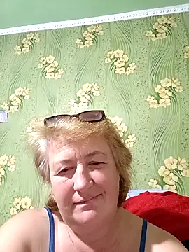 Snapshot of NikaLove49011 chatting on October 21, 8:30 pm NikaLove49011 online show from October 21, 8:30 pm