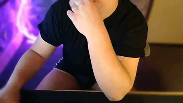 minimumx11 online show from April 23, 5:14 am