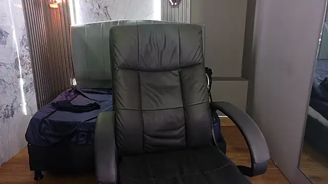 Vanessa 7  online show from February 3, 2:53 am