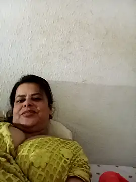 Snapshot of iva2535 chatting on November 25, 11:48 pm iva2535 online show from November 25, 11:48 pm