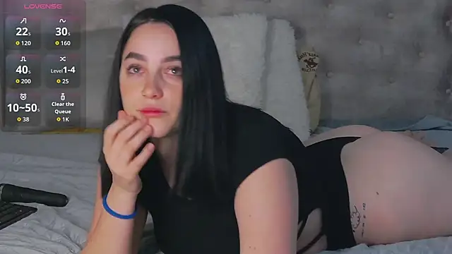 Leah Brooks online show from November 24, 4:56 am