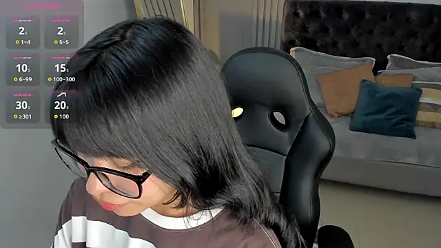 kur purp online show from October 4, 9:38 pm