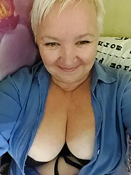 Snapshot of ForgeMeNot51 chatting on September 14, 6:36 am ForgeMeNot51 online show from September 14, 6:36 am