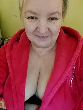 Snapshot of ForgeMeNot51 chatting on January 13, 9:08 pm ForgeMeNot51 online show from January 13, 9:08 pm