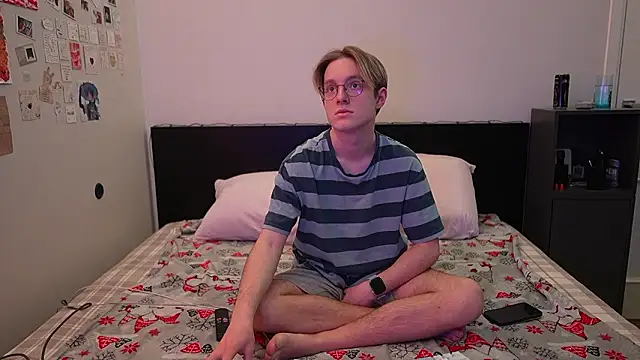 Snapshot of Serxyi chatting on February 14, 1:11 pm Serxyi online show from February 14, 1:11 pm