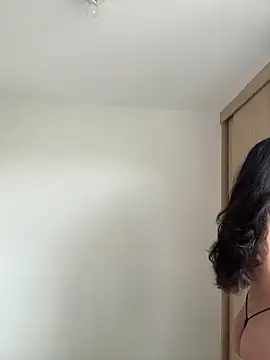 Snapshot of LauraCatalina chatting on October 27, 12:06 pm LauraCatalina online show from October 27, 12:06 pm