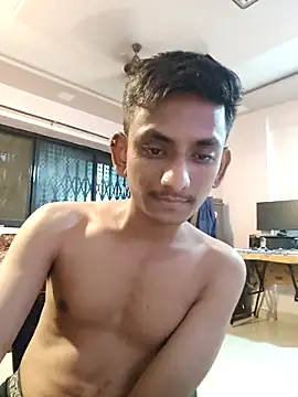 yung cplz online show from November 28, 5:46 pm