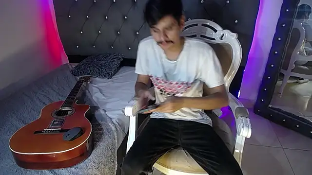 Snapshot of Charlie_Cock_ chatting on September 14, 4:13 am Charlie Cock online show from September 14, 4:13 am