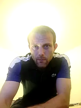 Snapshot of SexSavrem06 chatting on September 27, 9:43 pm SexSavrem06 online show from September 27, 9:43 pm