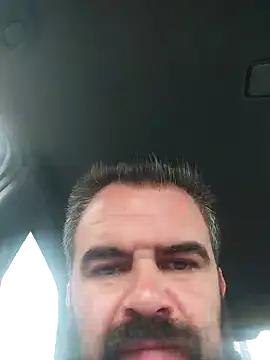 Snapshot of HairypapaK chatting on September 27, 1:39 pm HairypapaK online show from September 27, 1:39 pm