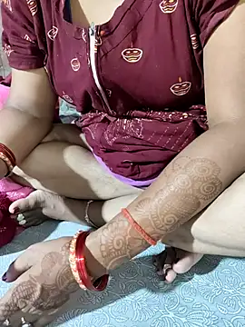 POOJACOUPLE online show from October 27, 6:09 pm