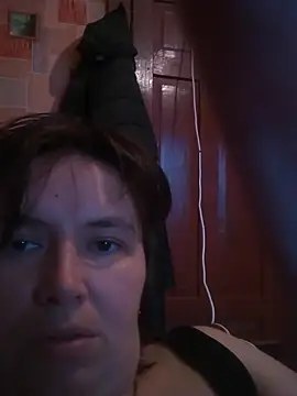 Romashka33011 online show from November 4, 8:18 am