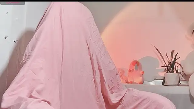 Vessi-babe online show from October 22, 6:46 am