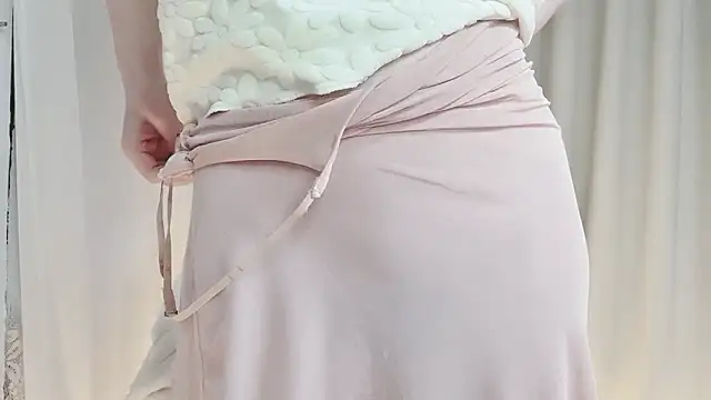 Vessi-babe online show from December 20, 5:21 am