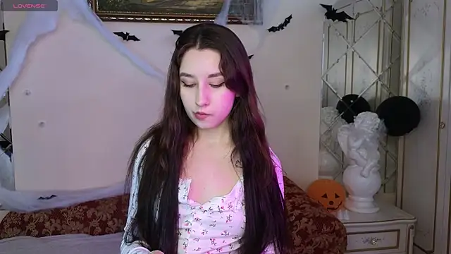 Eva Maller online show from November 1, 4:41 am