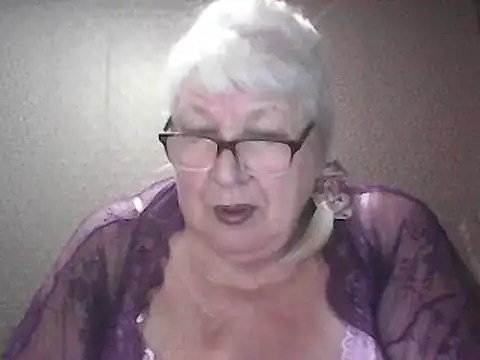 Alexia64231 online show from June 1, 12:44 am
