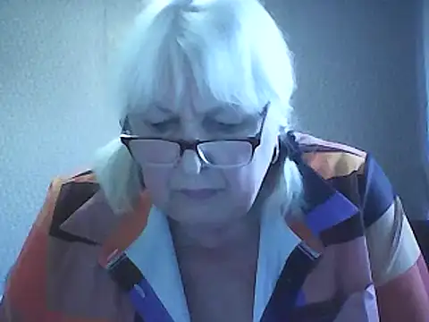 Alexia64231 online show from May 7, 11:46 am
