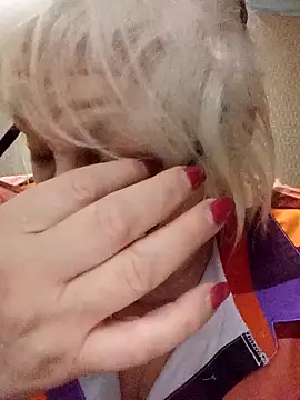 Alexia64231 online show from December 4, 7:57 pm