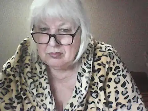Alexia64231 online show from April 24, 2:02 am