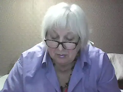 Alexia64231 online show from September 20, 3:06 pm