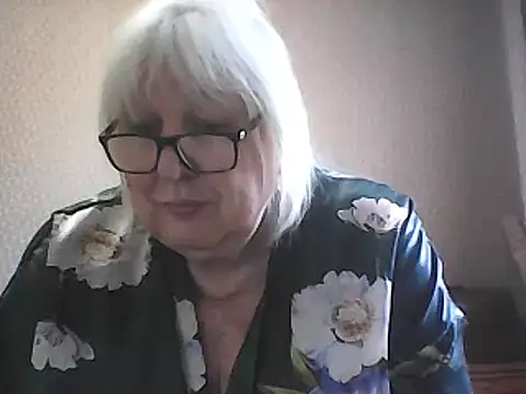 Alexia64231 online show from February 4, 7:58 am