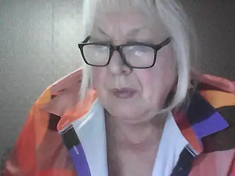 Alexia64231 online show from April 13, 2:37 am