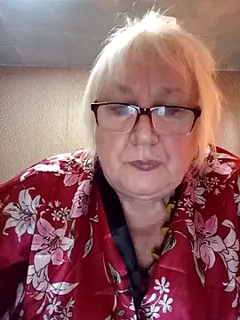 Snapshot of Alexia64231 chatting on October 30, 1:31 pm Alexia64231 online show from October 30, 1:31 pm