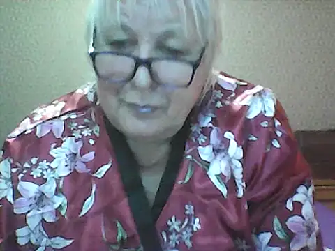 Alexia64231 online show from October 11, 1:01 pm
