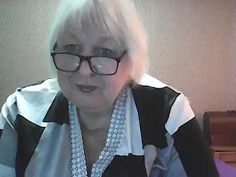 Alexia64231 online show from October 12, 1:12 pm