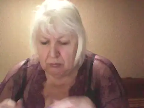 Alexia64231 online show from April 2, 2:30 am